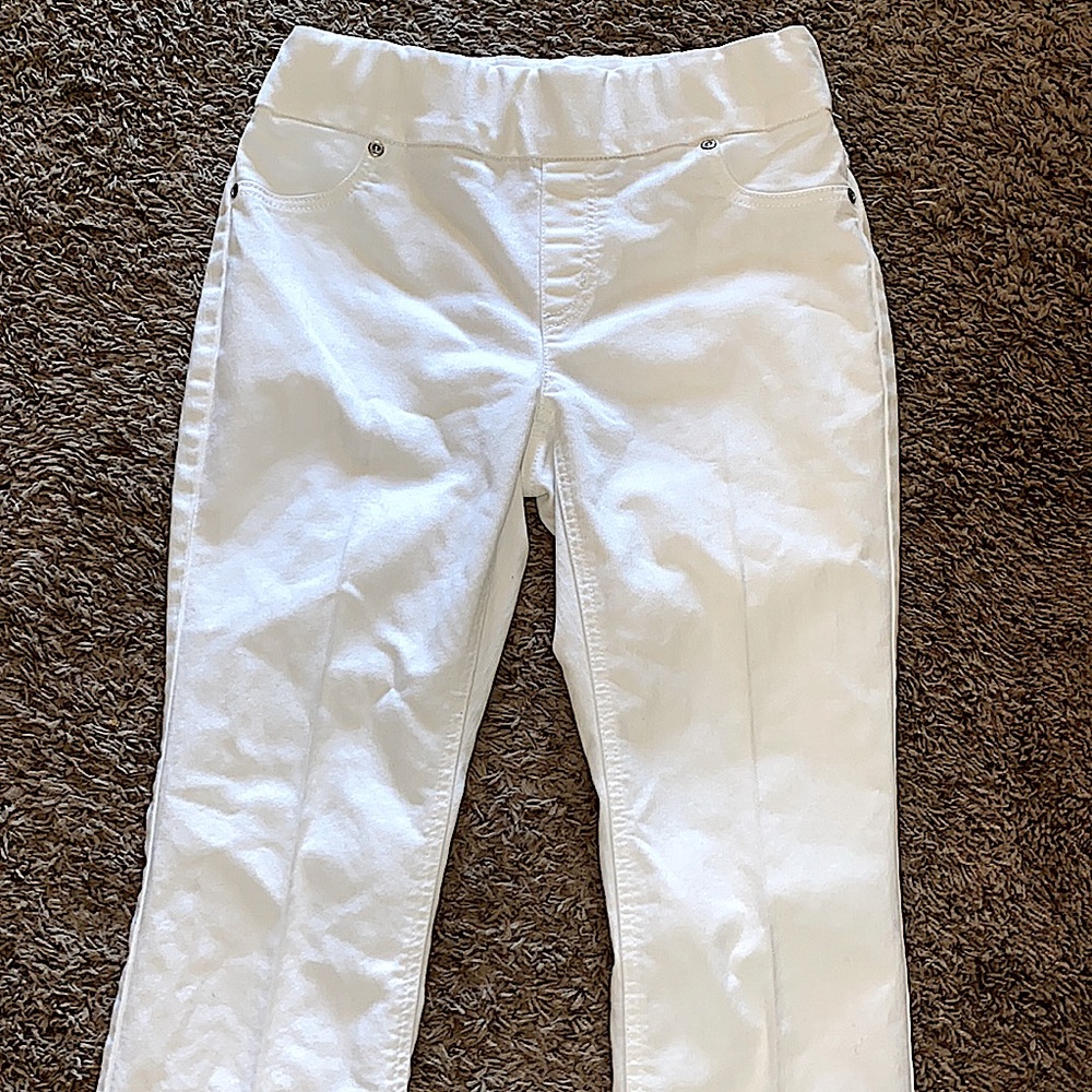 Chico’s white pull on flares